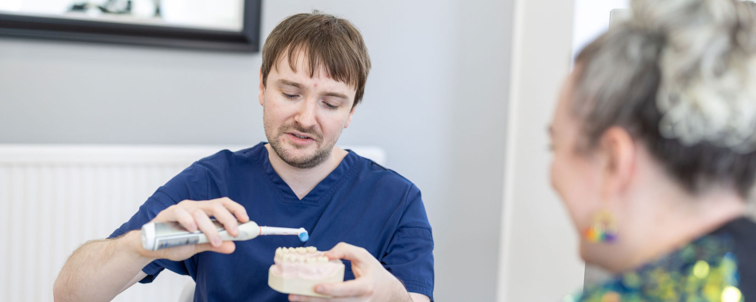 Implant secured dentures